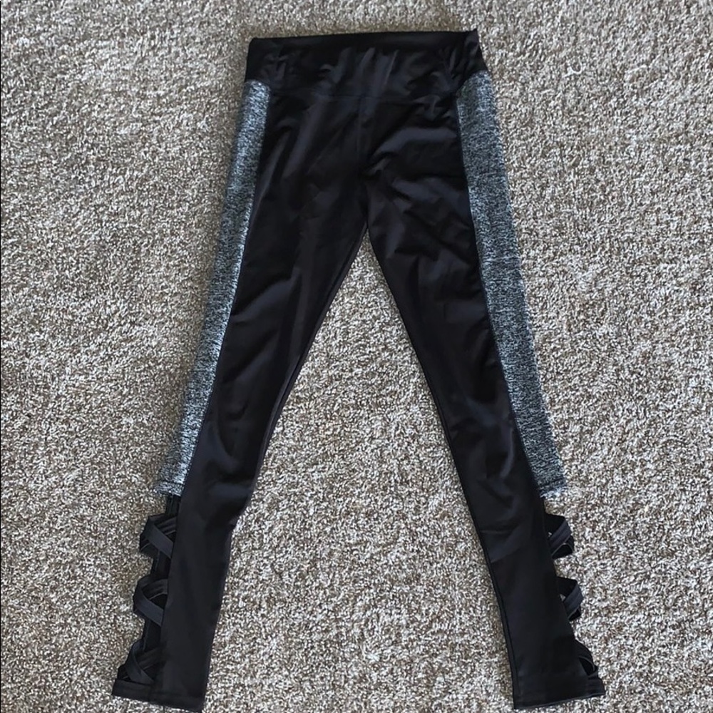 Black leggings